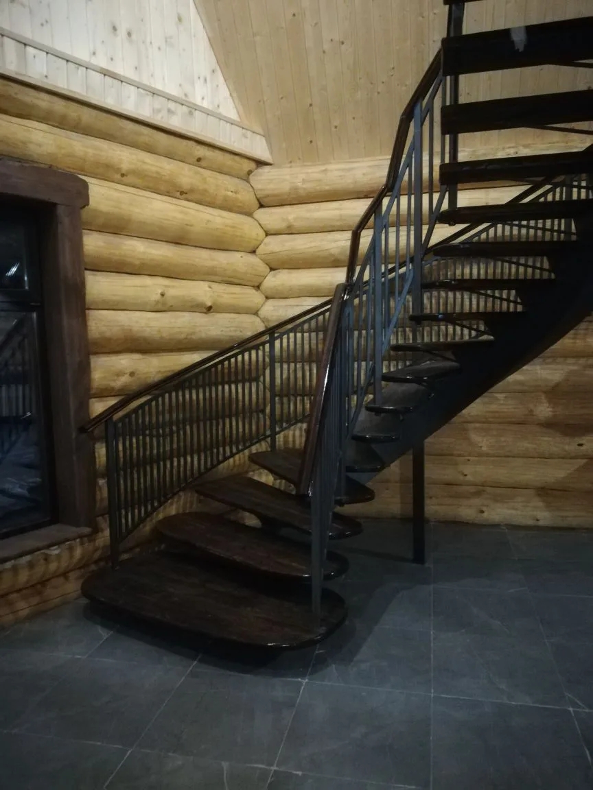 Лестница Дуб