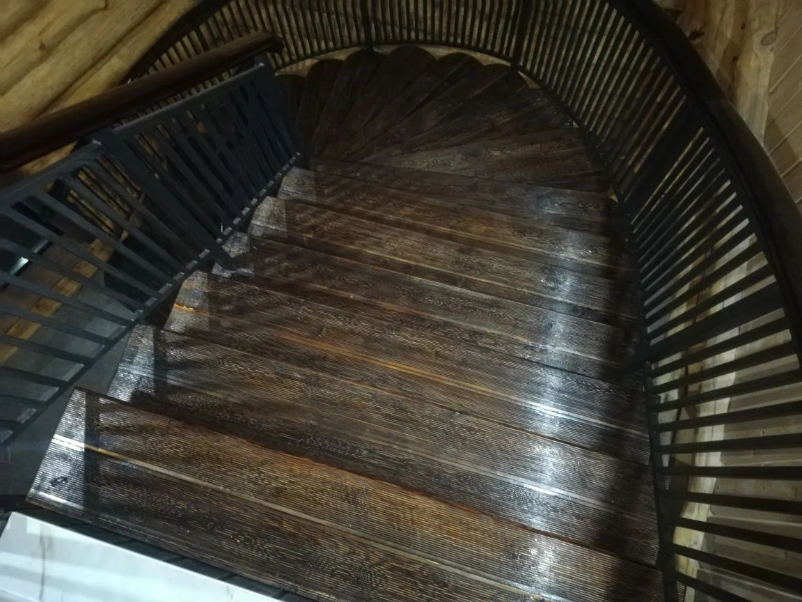 Лестница Дуб